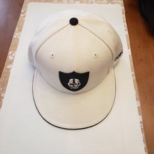 NEW Reebok Oakland Raiders Fitted Flat Brim 7 3/4